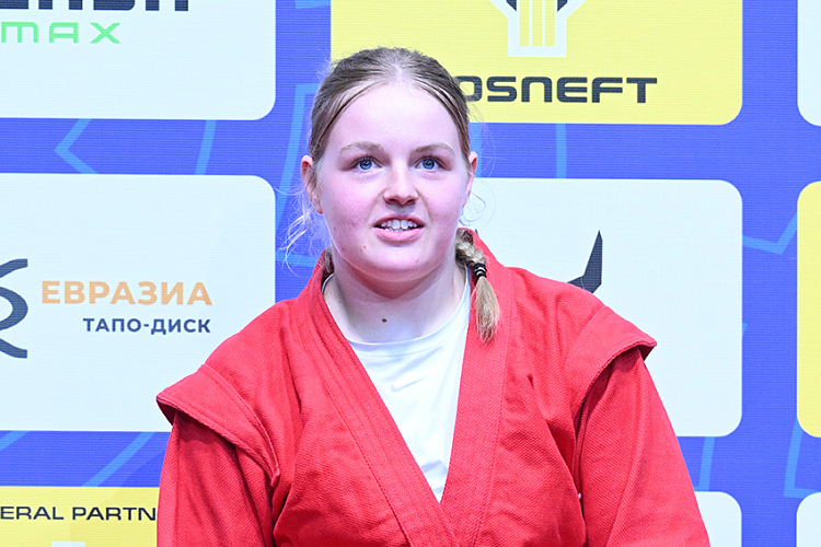 Lily HOUBEN: “I Enjoy Practicing SAMBO”