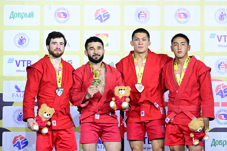 В Душанбе прошёл Кубок мира по самбо 2026