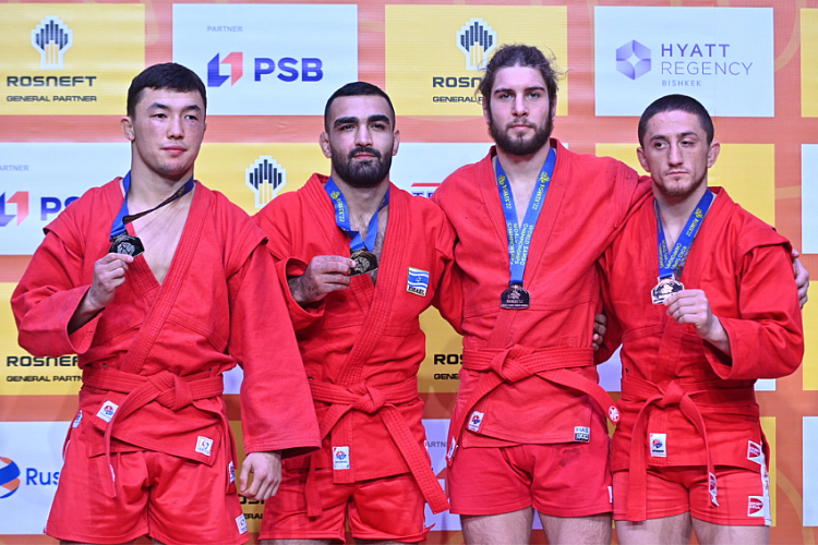Результаты 3-го дня Чемпионата мира по самбо 2022 в Бишкеке